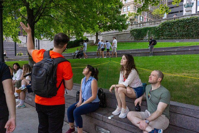 Chicago's Lincoln Park: Guns, Guitars & Gangster - What to Expect and How It Feels