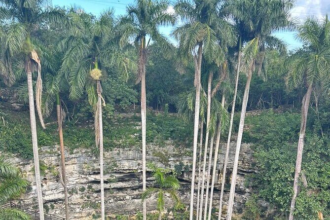 Chichen Itza Wonder by Van - FAQ