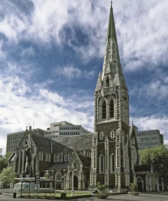 Christchurch City & Jetboat Adventure from Akaroa - Who Will Love This Tour?