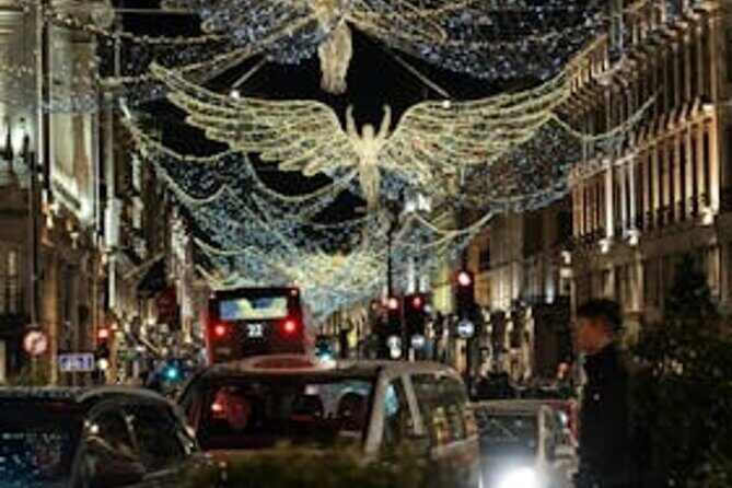 Christmas Lights and Holiday Sights Walking Tour in London - A Detailed Look at the London Christmas Lights Walking Tour