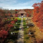 Chuang Yen Monastery & Woodbury Outlets 1-day Tour From NY - A Feast for the Eyes and Mind