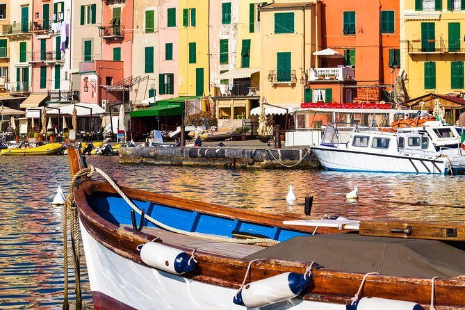 Cinque Terre and Pisa Private tour from Montecatini Terme - Visiting Pisa: The Iconic Leaning Tower