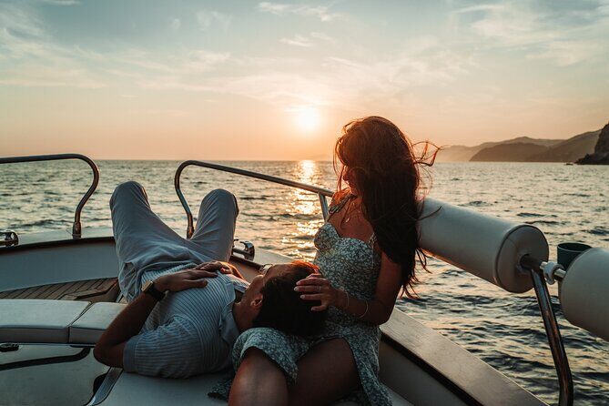 Cinque Terre Sunset Boat Tour : golden hour on the water - Who Will Love This Tour?