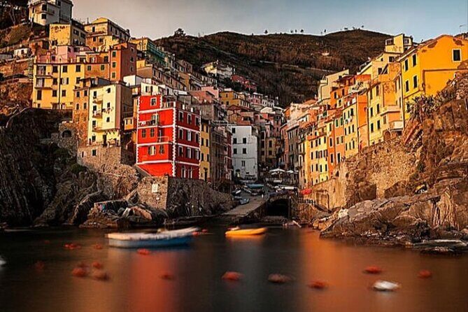 Cinque Terre Sunset Tour by Private Boat with Pesto and Typical Wine - FAQ
