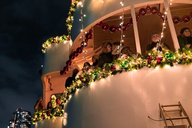 Circle Line: New Years Eve Dinner & Fireworks Cruise (All Ages) - Final Thoughts