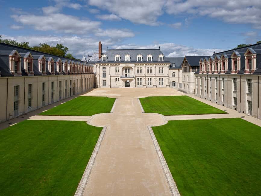 Cité internationale de la langue française entrance ticket - Key Points