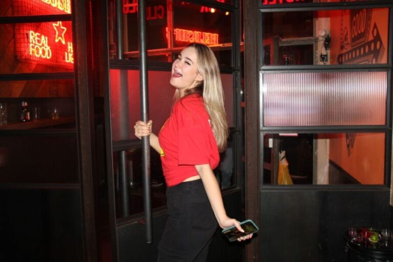 City Centre and Red Light Pub Crawl: 2 Night Pass - Who Would Love This Tour?