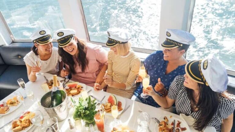 City Cruises Chicago: Lake Michigan Lunch or Dinner Cruise - Who Should Book This Cruise?