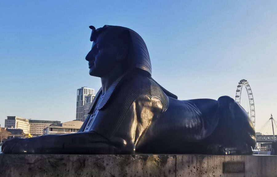 City of London Mystical and Dragons Walking Tour