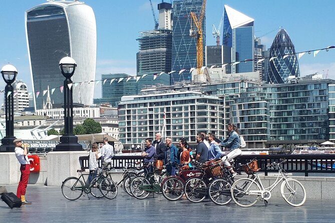 City & Secrets: Explore London's Hidden Gems - A Closer Look at the Tour Experience
