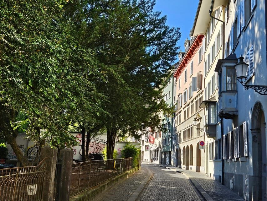 City tour historic old town Zurich - The Practicalities and Value