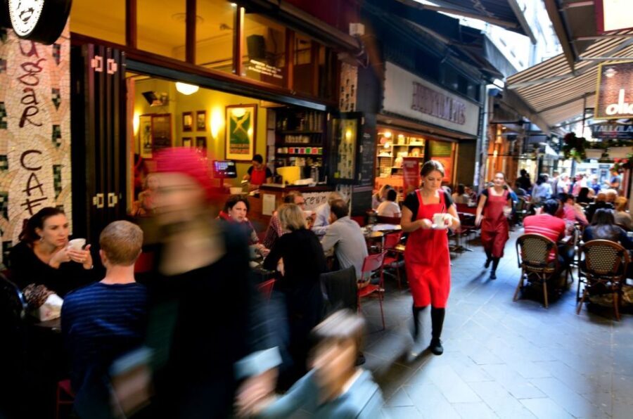 Classic Pivate Melbourne Walking Tour Start from your hotel - A Deep Dive into the Melbourne Walking Experience