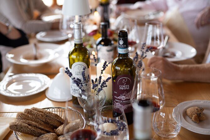 Classic Wine Tasting in Montalcino - A Detailed Look at the Experience