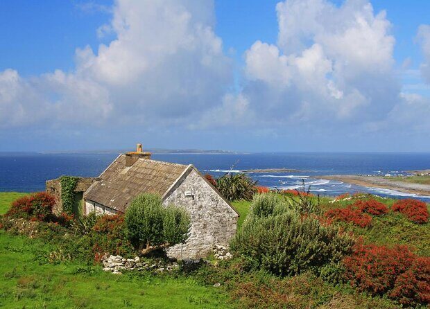 Cliffs Of Moher Hiking Tour from Doolin - Small Group - Who Should Consider This Tour?