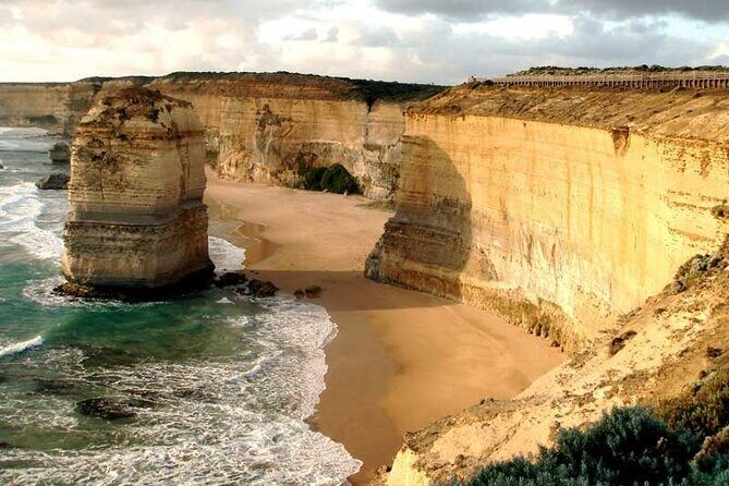Coastal Magic - Melbourne 12 Apostles & Beyond - Who Will Love This Tour?
