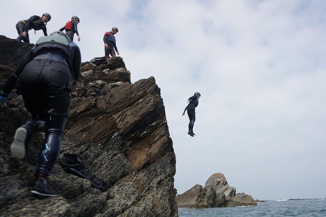Coasteering - A Deeper Look at What to Expect from This Coasteering Tour in Devon