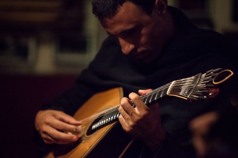 Coimbra: Live Fado Show with Glass of Port Wine - A Closer Look at the Coimbra Fado Show