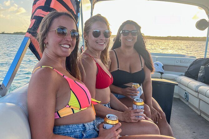 Collective tour of the Rapids of Bacalar in Pontoon - The Sum Up