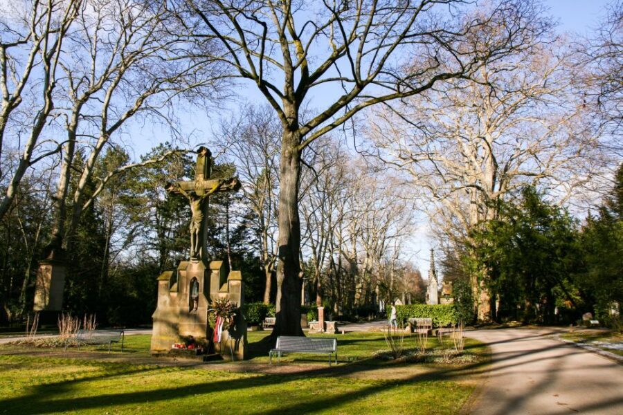 Cologne: Guided Tour of Melatenfriedhof - Practical Details for Your Visit
