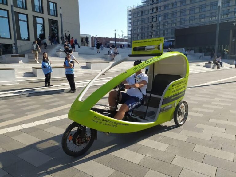 Cologne Sightseeing rickshaw tour - Key Points