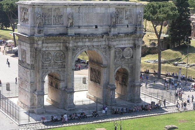 Colosseum & Ancient Rome Private Tour - Detailed Breakdown of the Itinerary