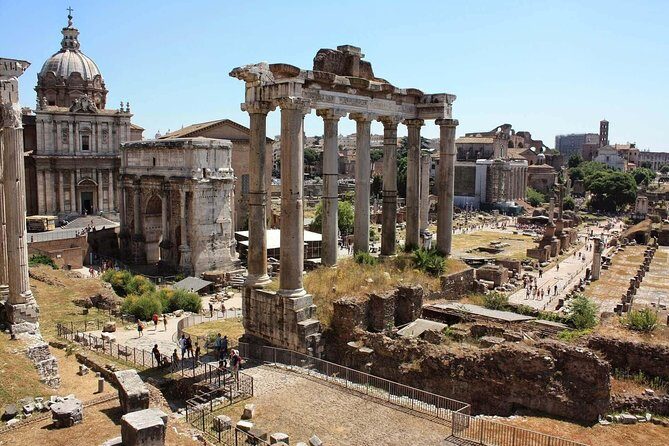 Colosseum Arena tour with Roman Forum and Cesar's Palace - Who Is This Tour Best For?