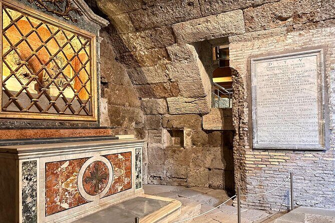 Colosseum, Roman Forum, Palatine & Mamertine Prison - The Hidden Gem: Mamertine Prison