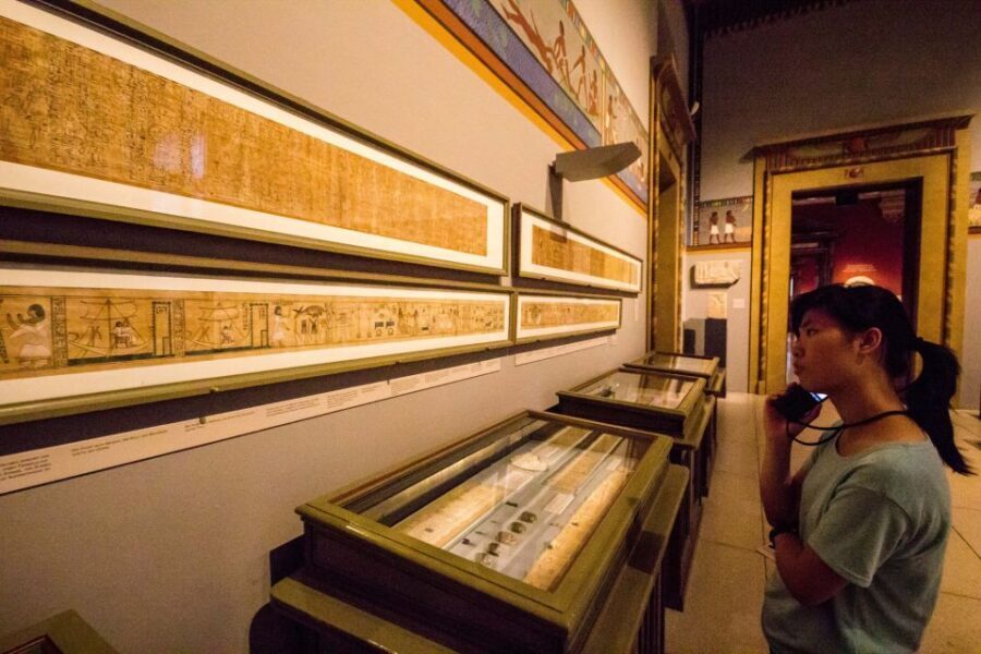 Combo Ticket: Kunsthistorisches Museum & Imperial Treasury - The Imperial Treasury: A Glittering Journey into Royalty