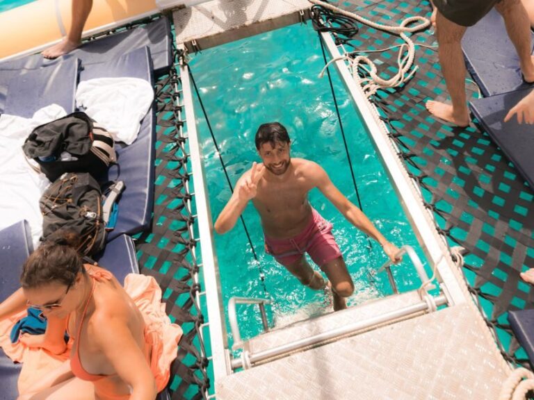 Comino: Blue Lagoon Catamaran Cruise with Lunch and Open Bar - The Experience in Detail