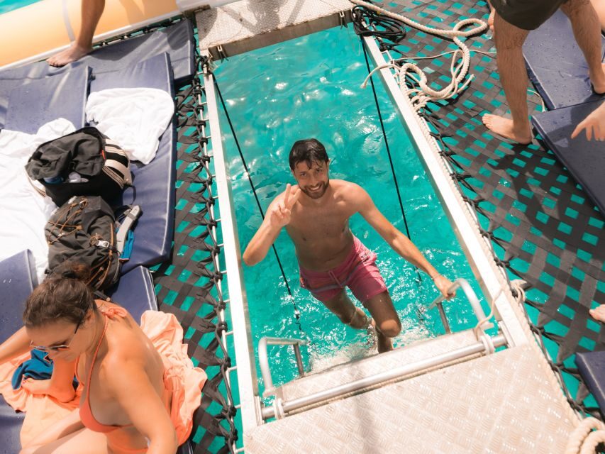 Comino: Blue Lagoon Catamaran Cruise with Lunch and Open Bar - The Experience in Detail