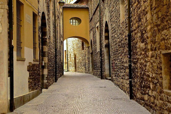 Como: 2-hour private walking tour - Authentic Experiences and Insights