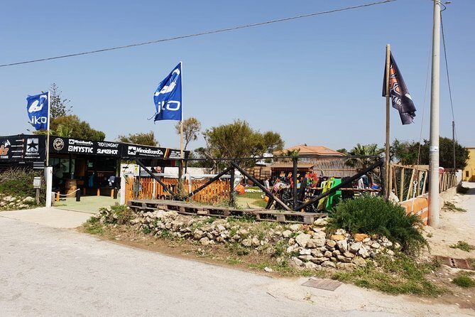 Complete rental of kitesurf equipment - Who Should Consider This Experience?
