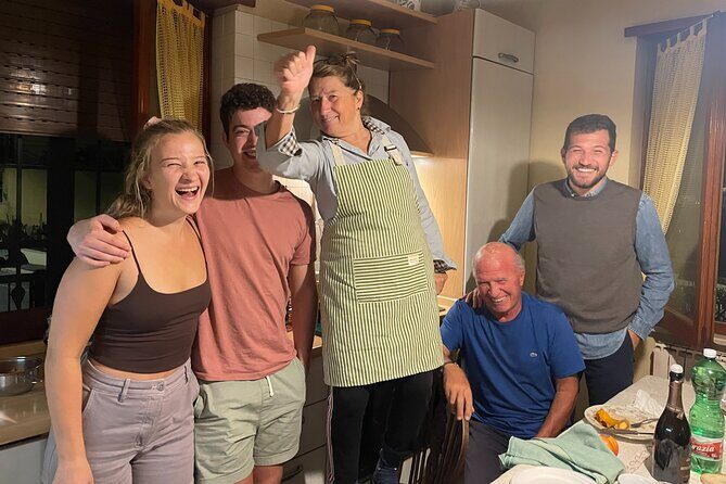 Cooking & eating with Locals in their home kitchen in Rome - The Authentic Touch: Why It Matters