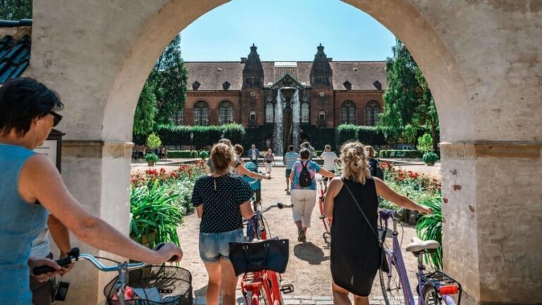 Copenhagen: 3-hour Private Guided Bike Tour - A Thorough Look at the Copenhagen Bike Tour