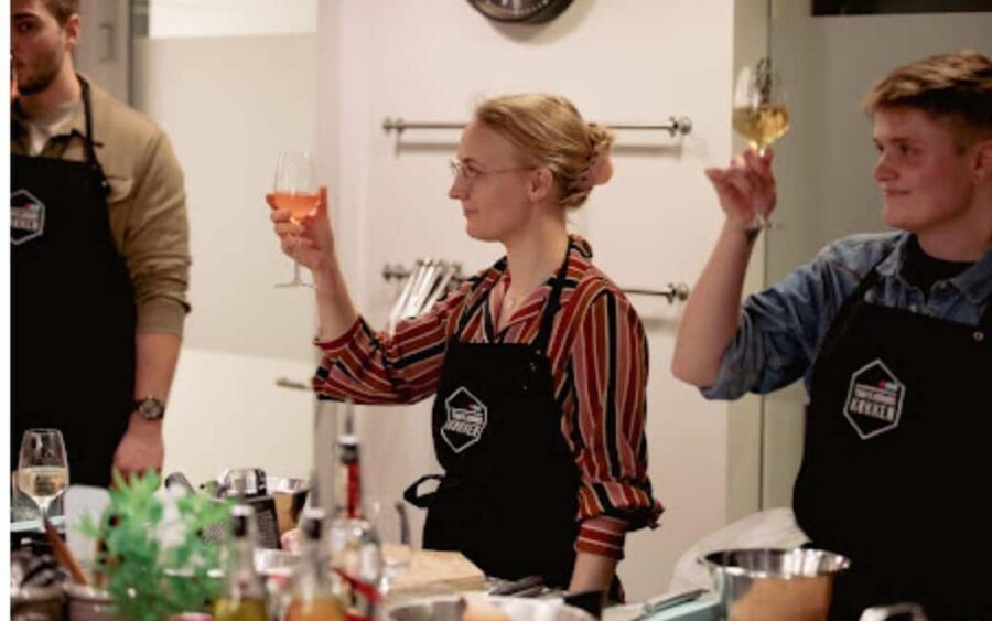 Copenhagen Cooking Class: Nordic Cooking Class with Open Bar