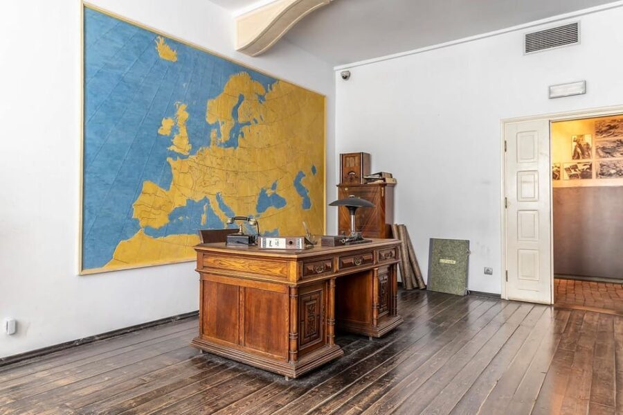 Cracow: Guided Tour of Schindler's Factory & Jewish Ghetto - Why This Tour Offers Great Value