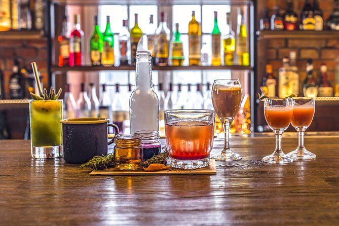 Craft Cocktails Tasting in Gdask - Key Points