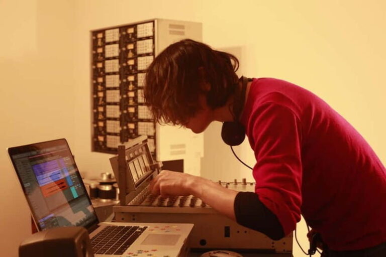 Create Your Own Music and Analog Tape Recording in Novi Sad - Who Will Love This?