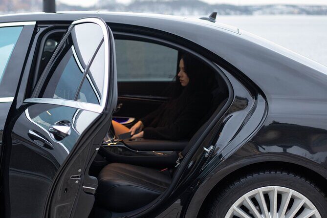 Cruise port VIP Transfer : Cruise port to Arlanda Airport 1-3 passenger - FAQs