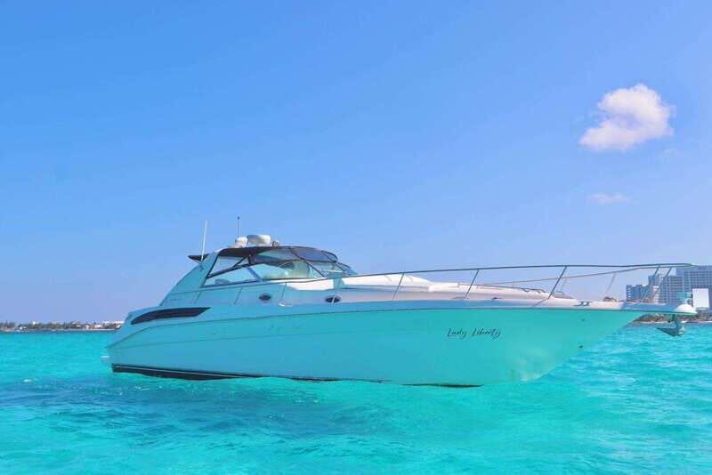 Cruising paradise in a luxury yacht in Cancun - Who is this tour best suited for?