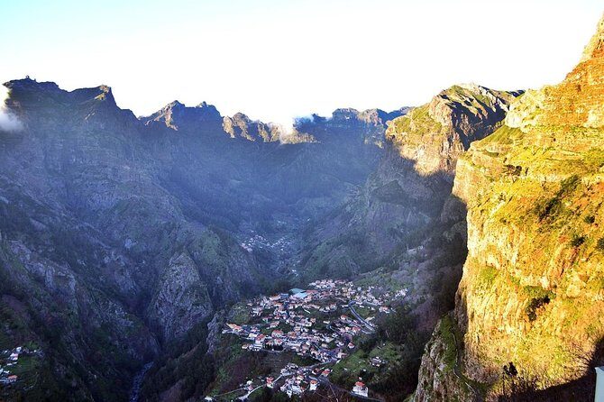 Curral das Freiras e Monte - A Deep Dive into the Madeira Mountain and Village Tour