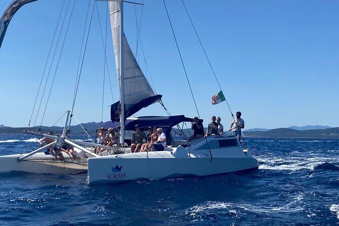 Daily cruise on a sailing catamaran on the La Maddalena archipelago - FAQ