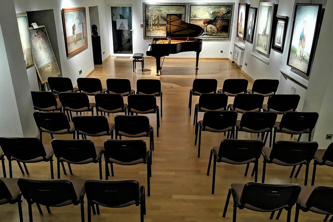 Daily live piano Chopin's concerts at 6:30 pm in the Warsaw Archdiocese Museum - Why This Tour Works Well