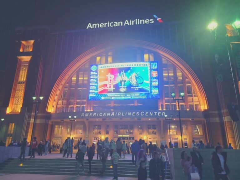 Dallas: Dallas Mavericks Basketball Game Ticket - Breaking Down the Experience