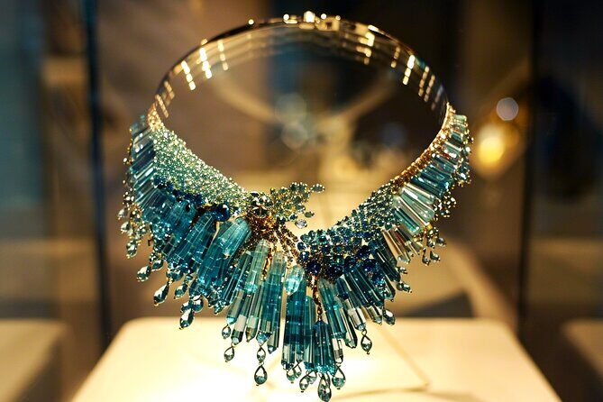 Dallas Local Fashion Designers Shopping Tour with a Stylist - Practical Details