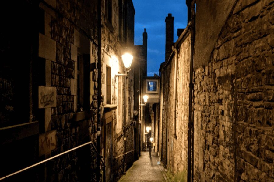 Dark Stories of Edinburgh: walking tour in French - Detailed Review of the Dark Stories Tour