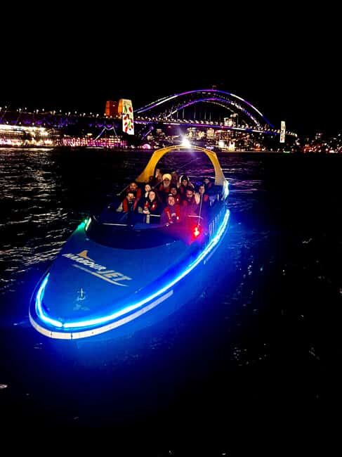 Darling Harbour: Slow Jet Boat Cruise Vivid Sydney - Why this Experience Excels