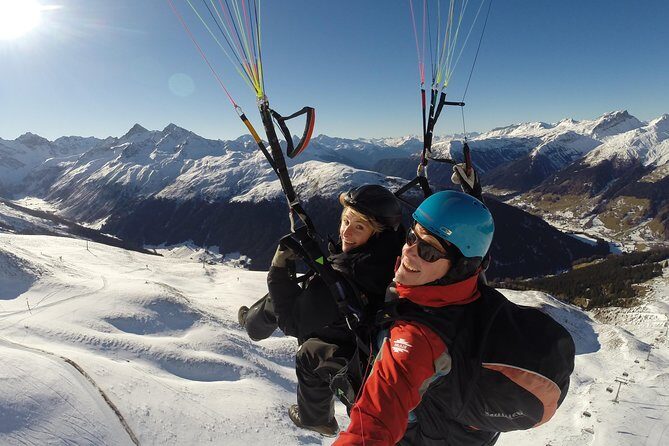 Davos Paragliding Private Tandem Pilot Half Day - The Value of the Experience