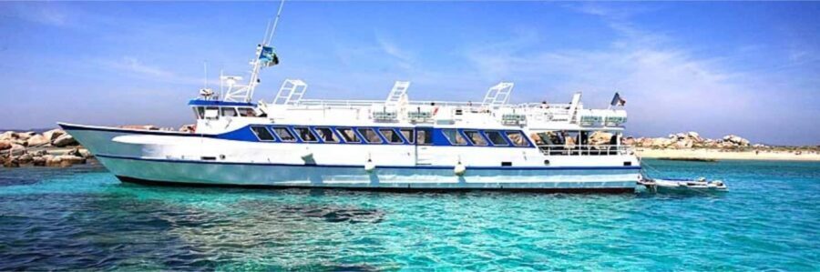 Day cruise to the Cerbicales & Lavezzi Islands with lunch - Authenticity and Local Expertise