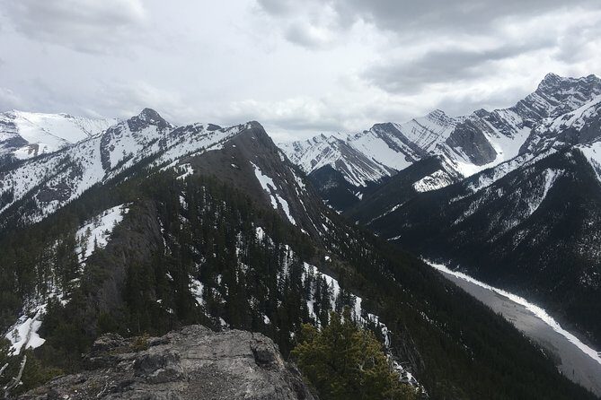 Day Hike in Kananaskis Country - The Scenic Rewards